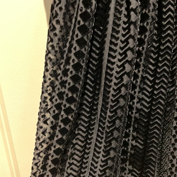 Gianni Bini black dress - Picture 2 of 4